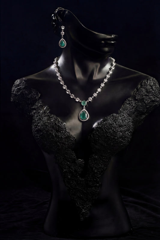 Noir Royal Set (Mint)
